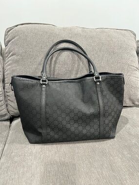 Gucci GG Canvas Medium Joy Tote Bag